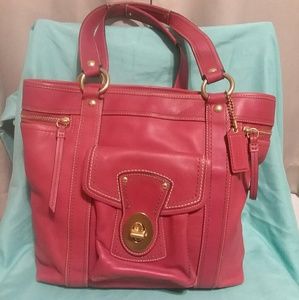 Coach Pink leather Tote Cargo Turn lock handbag